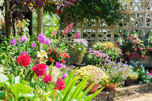 Spring Garden Maintenance in Hattiesburg